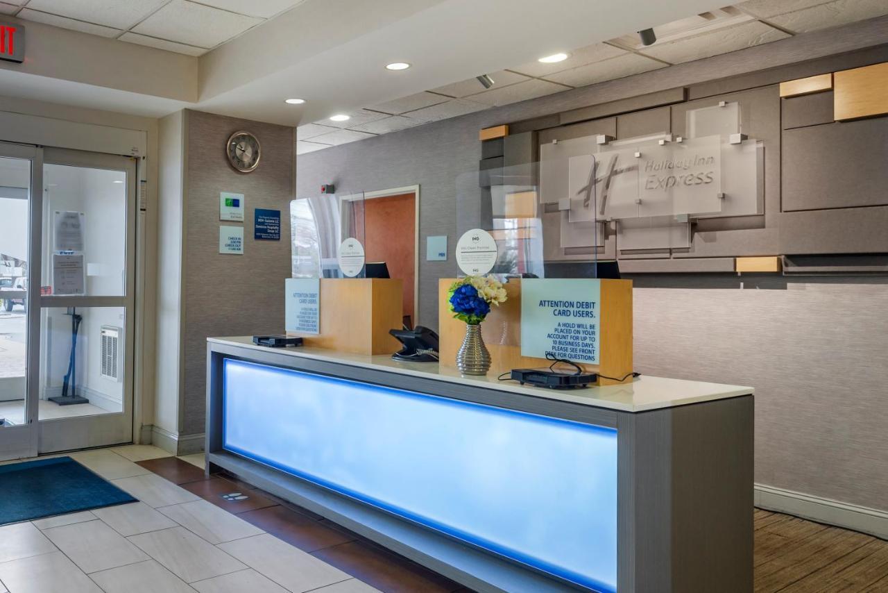 Holiday Inn Express Charlotte West - Gastonia By Ihg Екстер'єр фото