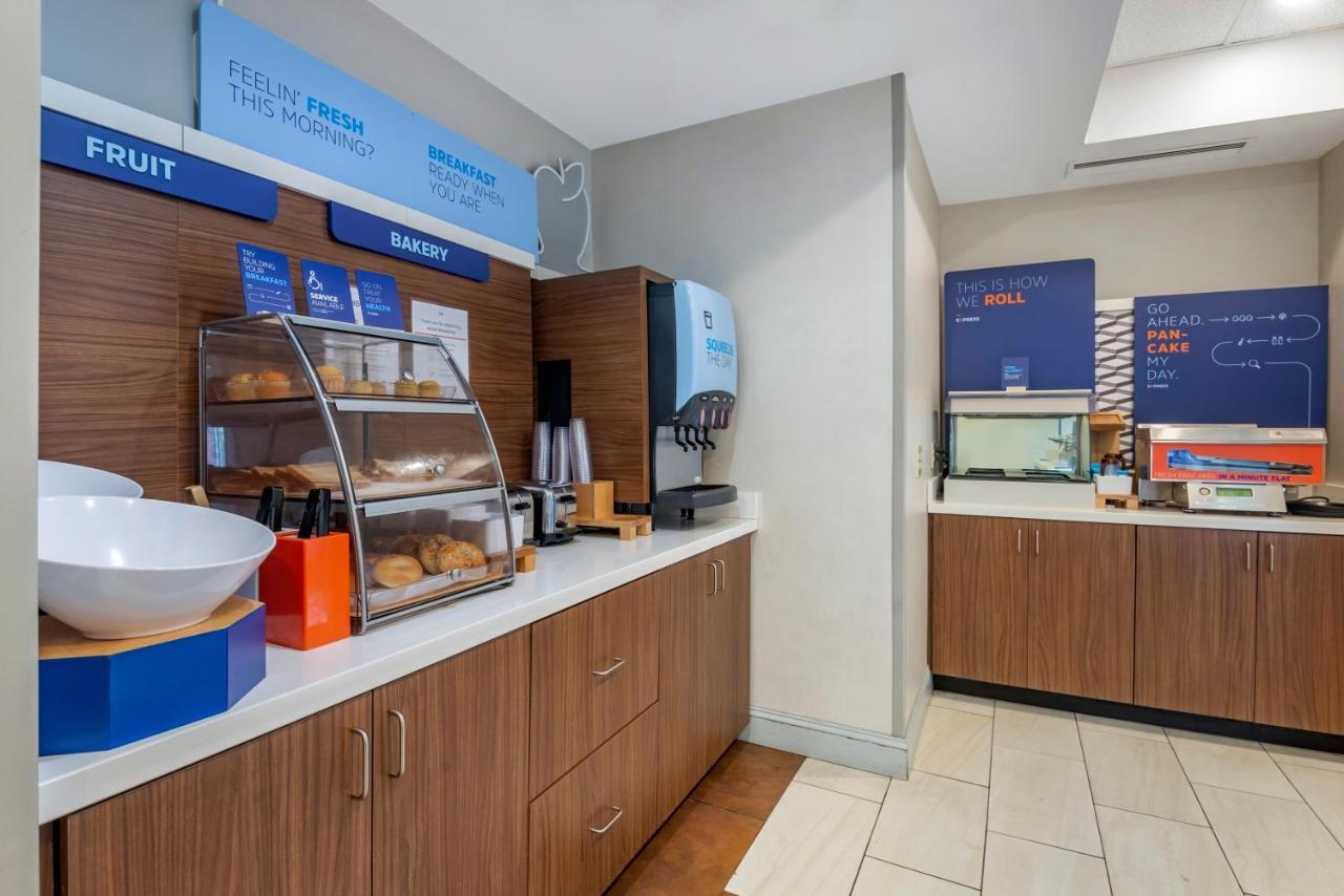 Holiday Inn Express Charlotte West - Gastonia By Ihg Екстер'єр фото
