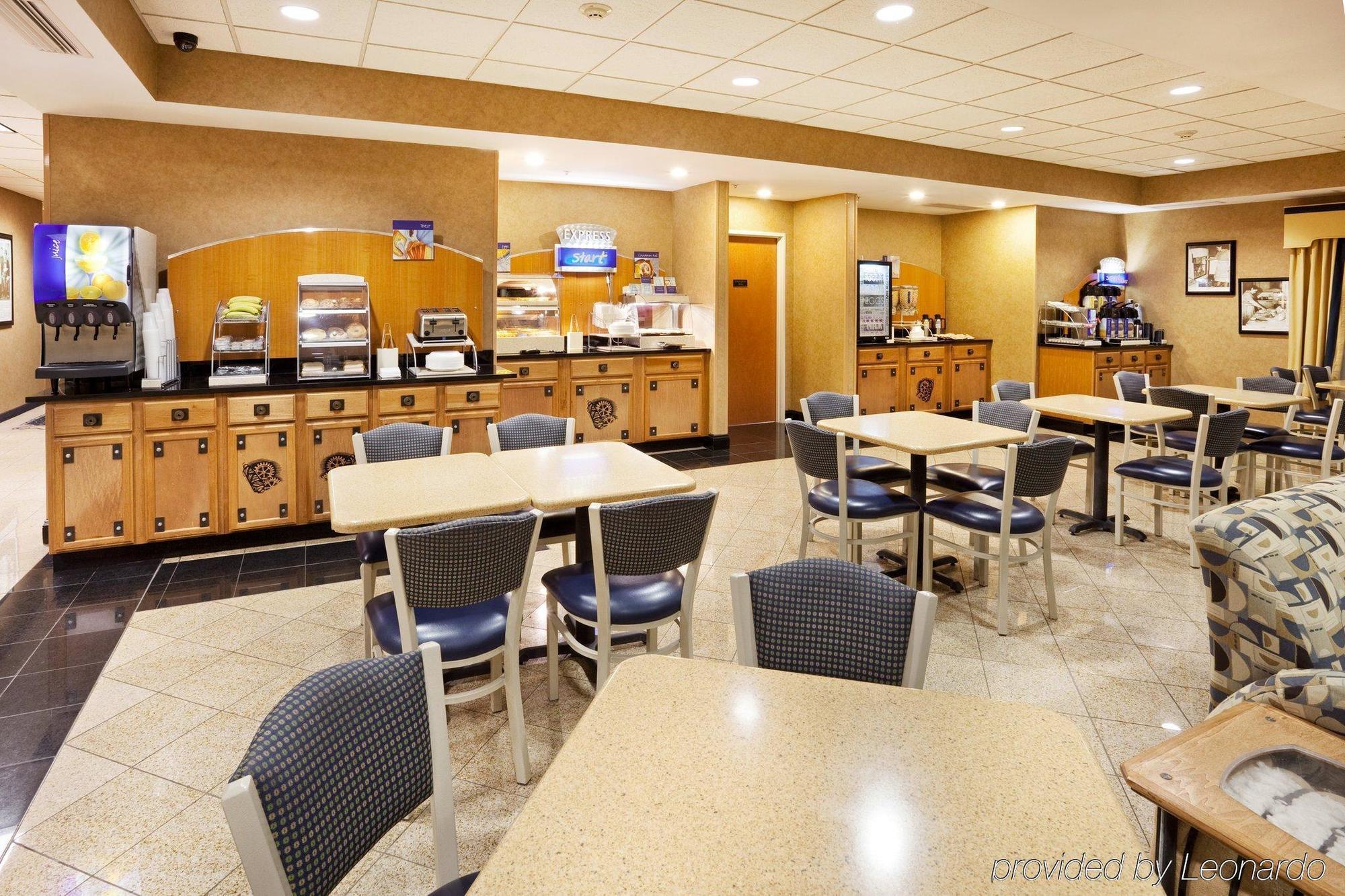 Holiday Inn Express Charlotte West - Gastonia By Ihg Екстер'єр фото