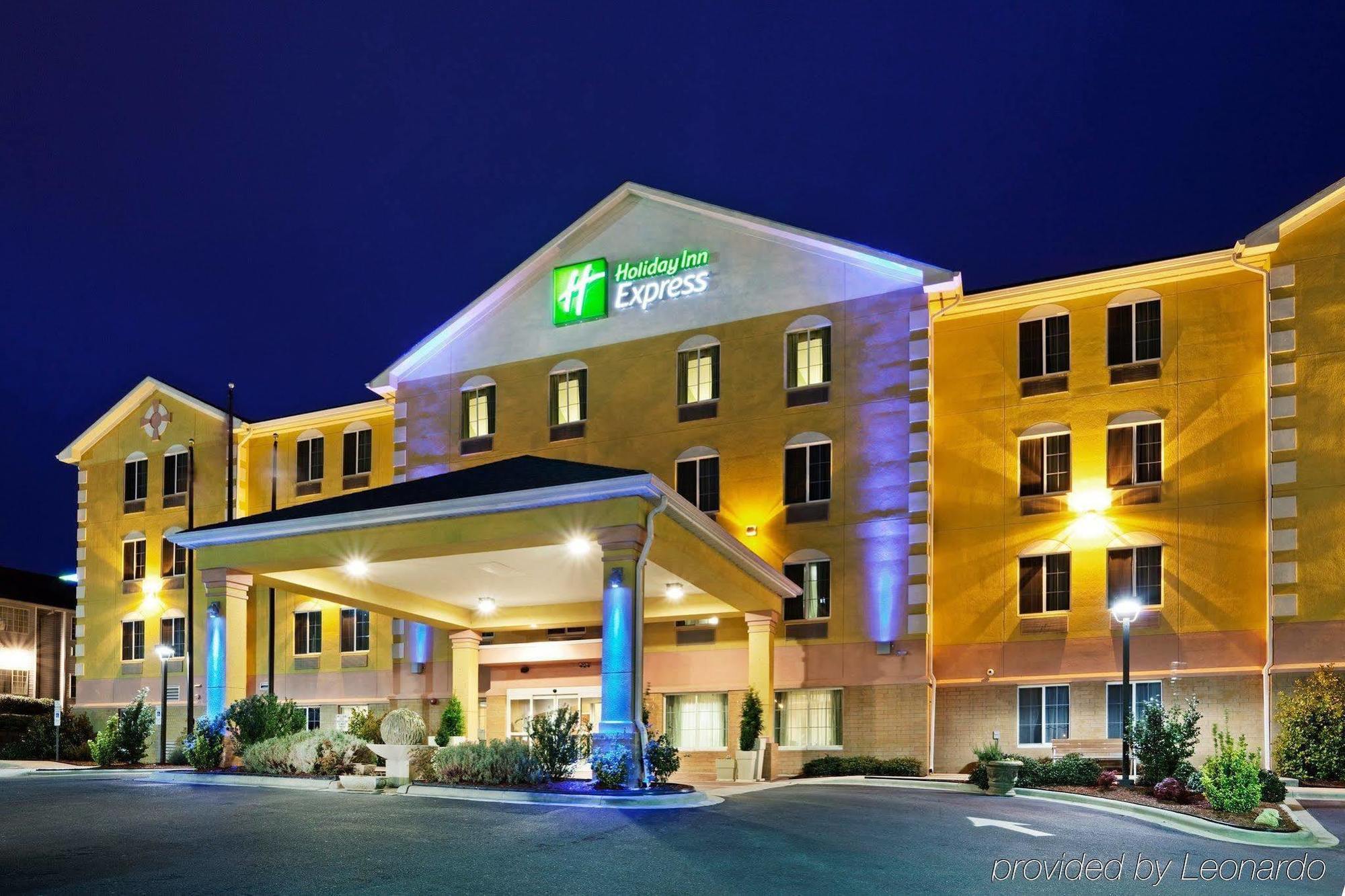 Holiday Inn Express Charlotte West - Gastonia By Ihg Екстер'єр фото